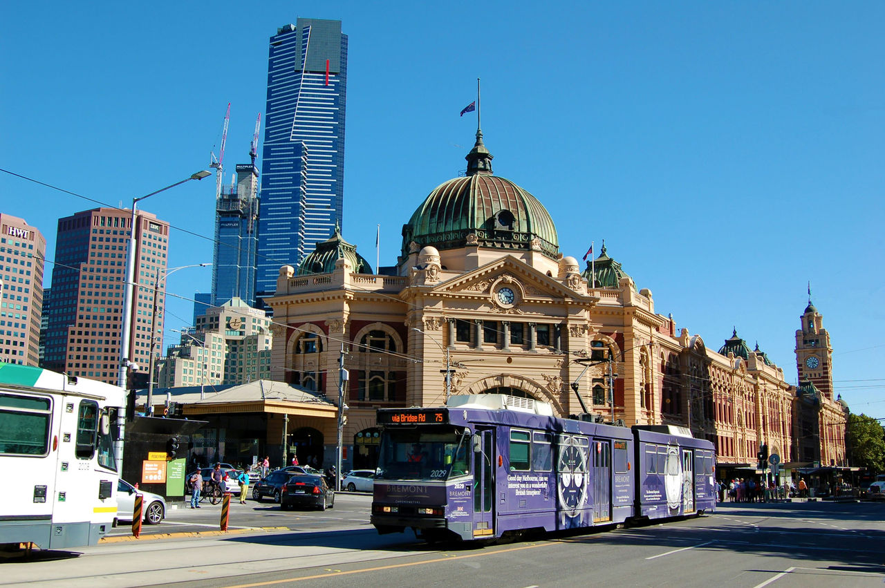 Flinders St station Melbourne CBD