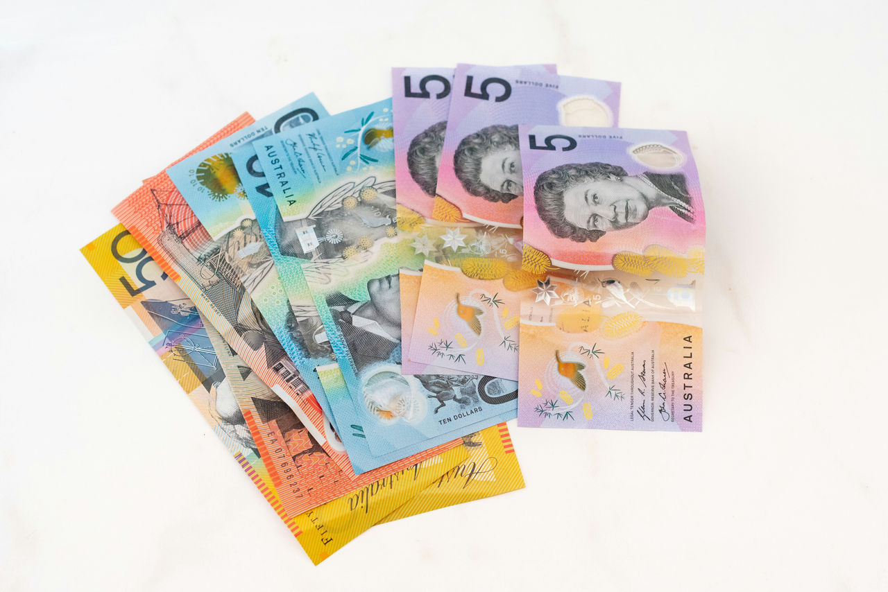 Australian currency in note form including 50, 20, 10 and 5 dollar notes